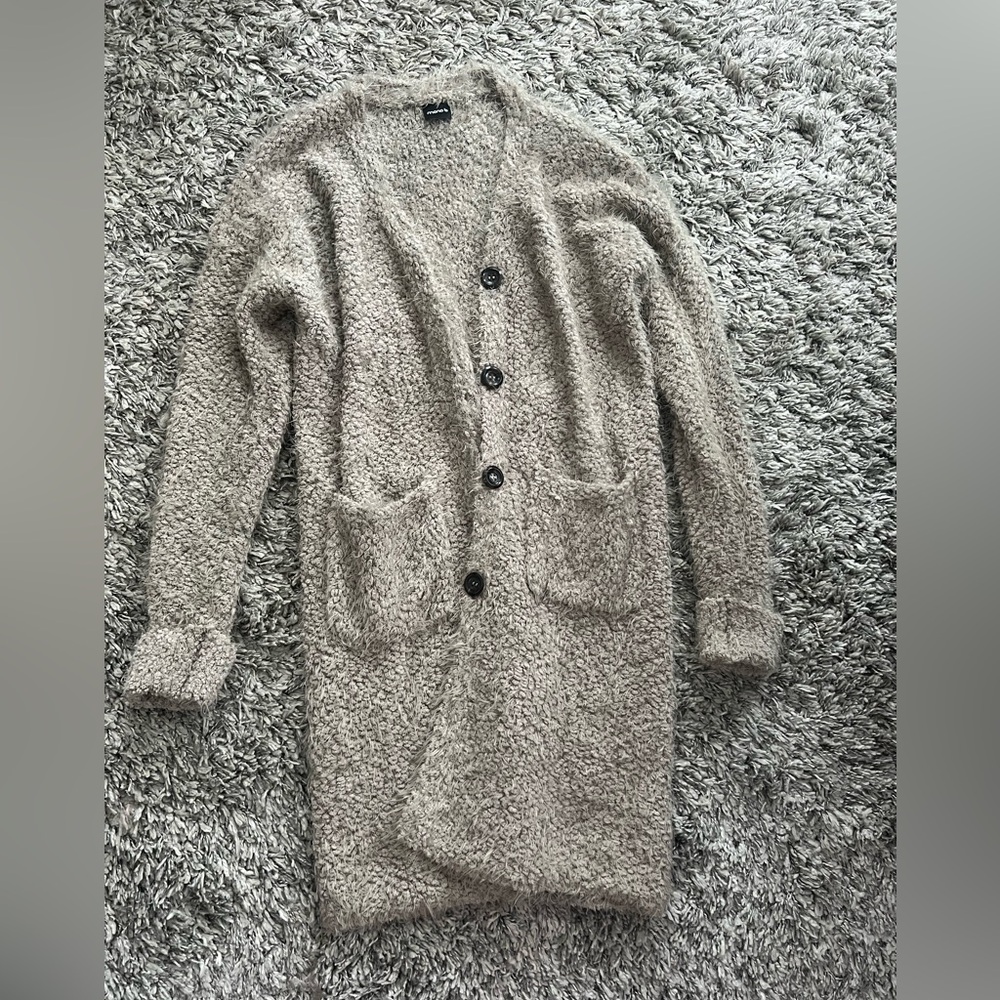 Cozy Textured Cardigan with Pockets - Picture 2 of 3